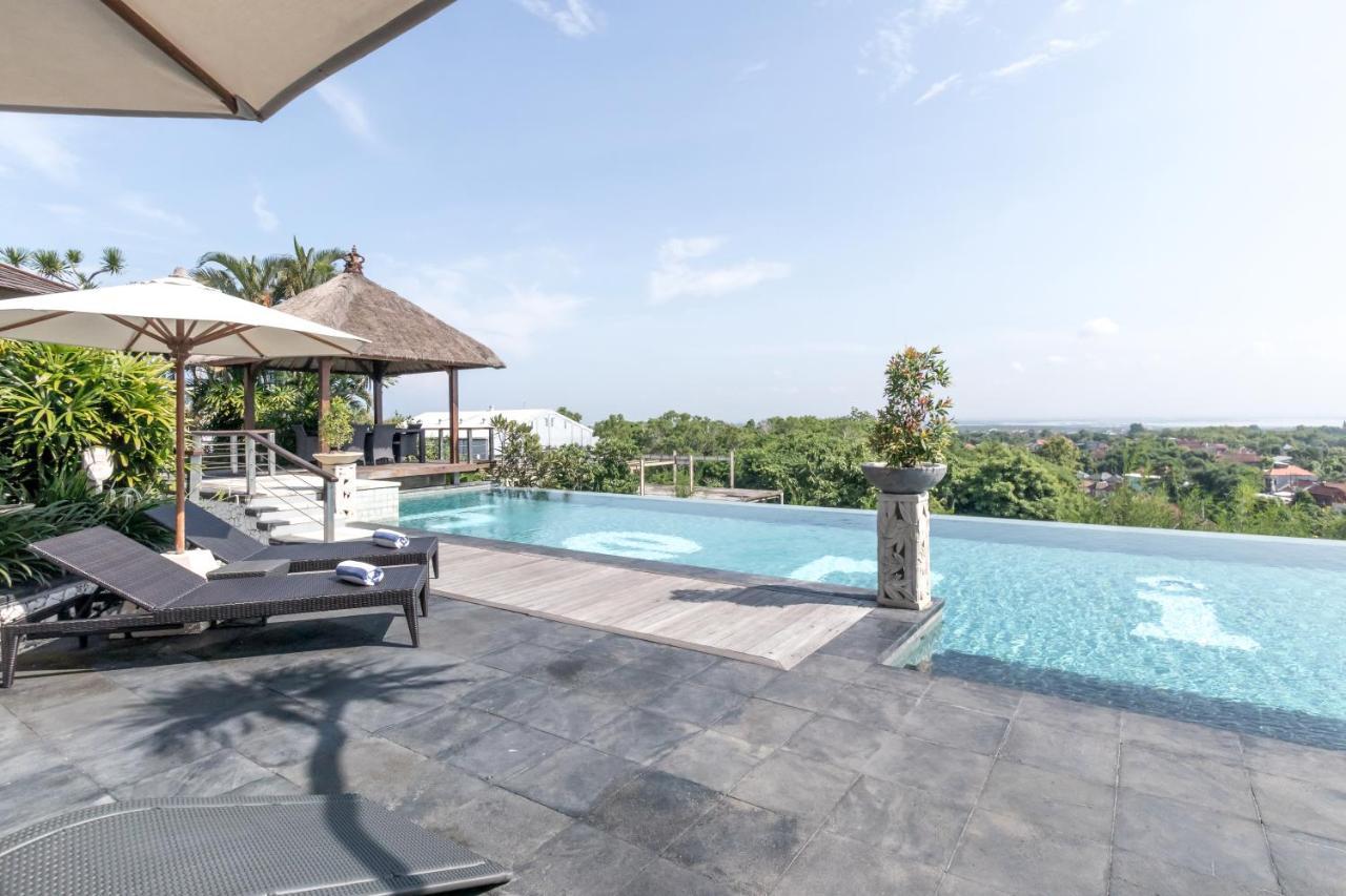 Villa Hening Jimbaran Экстерьер фото